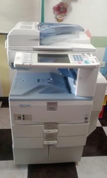 Se vende fotocopiadora Ricoh MP 2851