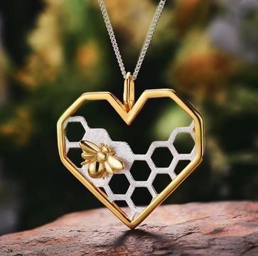 Collar de Plata 925 Corazón con panal de abejas y baño de oro