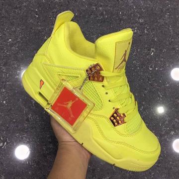 Tenis Botas Jordan Retro Yellow