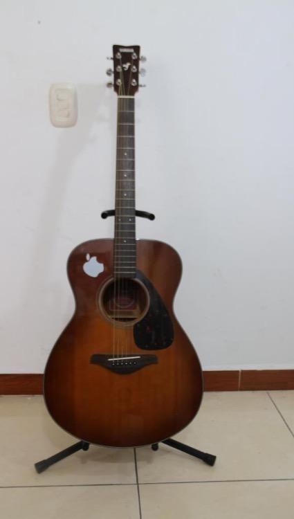 Vendo Guitarra Yamaha Fs700S