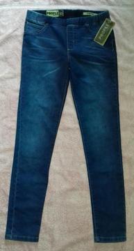 JEANS MARCA PEOPLE DISPONIBLE TALLA 8 Y 10