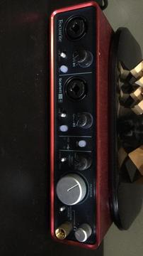 interfaz Focusrite Scarlett 2I4