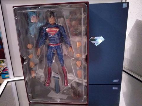 Superman New 52 Superalloy Metalico 33cm