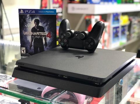 Playstation 4 Slim