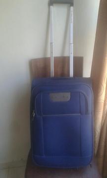 a La Venta Maleta Viajera Usada Perfeta