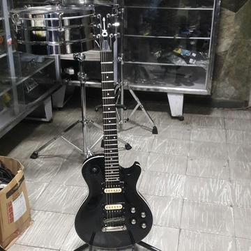 Guitarra Eléctrica Charvel Desolation DS3 USA