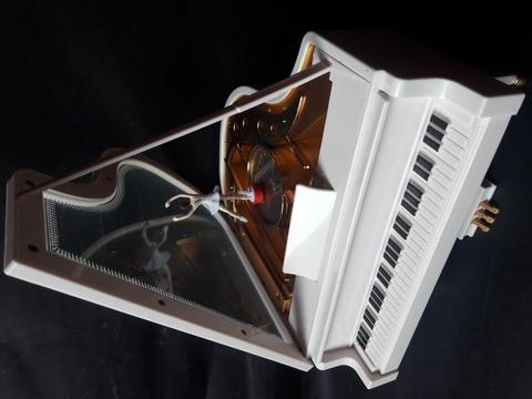 caja musical piano bailarina