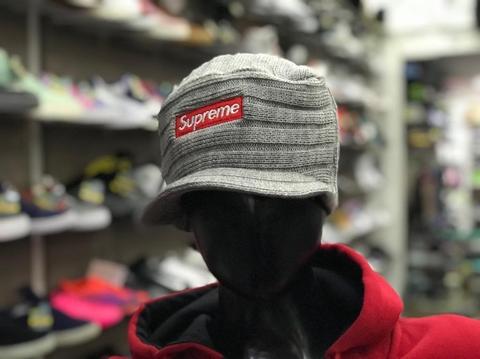 Gorro Supreme Visera