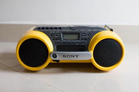 Radio Grabador Portátil Sony Sport CDF 980