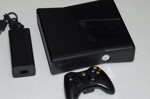 Xbox 360 5.0 con un control perfecto estado 4597378 whatsapp 3185068738