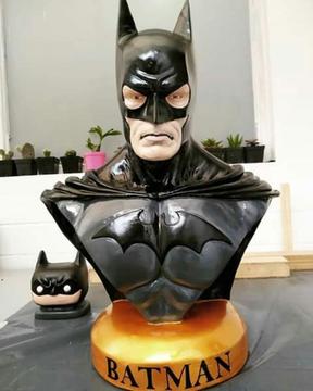 Escultura de Batman