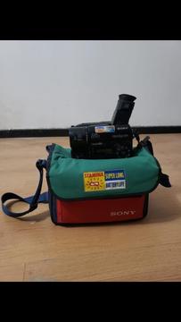 Vendo Camara de Video Sony Handicam V8