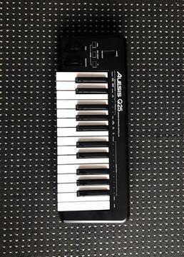 Teclado Midi 25 Teclas Alesis Nuevo