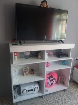 Mueble de Tv Movible