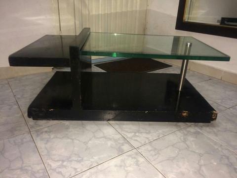 Vendo Mesa de Centro con Vidrio 20mm