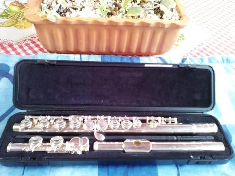 Flauta Traversa Yamaha Como Nueva !