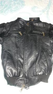 Vendo Chaqueta de Niño Talla 12