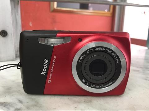 Camara Kodak 12 Megapixeles