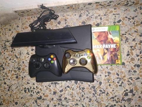 Xbox 360 Slim 2 Controles