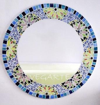 Espejos con marcos en mosaico de vidrio