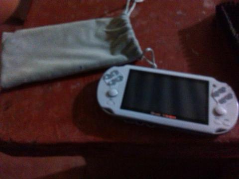 Vendo Psp One Tech con Cargador Y Forro