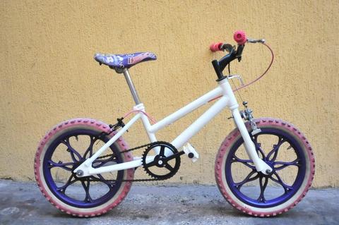 BICICLETA RIN 16, cicla para niña, bicicleta pequeña, bicicleta rosada, barbi, barbie