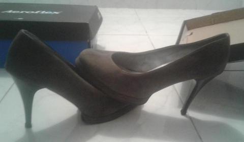Zapatos grises en terciopelo talla 36 usados