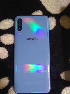 vendo samsumg galaxy a70