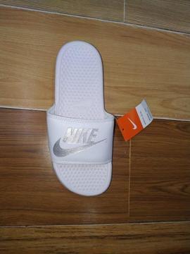 Chanclas Nike