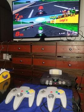 Nintendo 64 con Mario Kart Y Golden 007