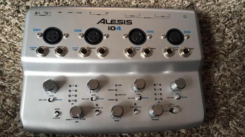 Interface Audio 4X4 Alesis I/O4