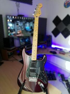 Vendo Guitarra Fender Stratocaster Mex