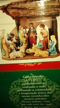 Super Gangazo!!!! Vendo Pesebre de Navidad Marca Santini Italy. 11 piezas con casa tipo Choza
