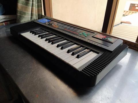 Vendo Piano-organeta Casio Ct-800
