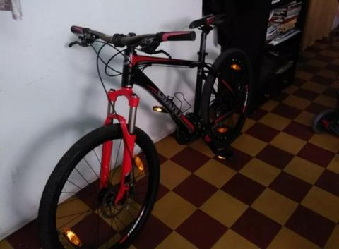 Bicicleta Giant Revel 1 Rin 26