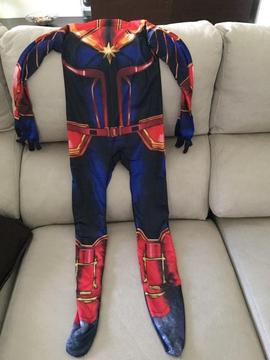 DISFRAZ CAPITANA MARVEL TALLA 8