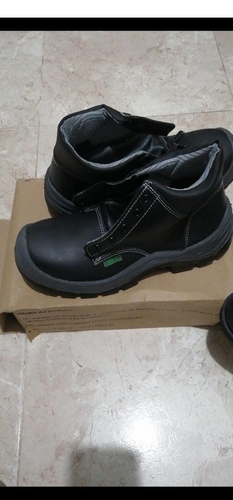 Se Vende Botas de Seguridad Talla 43