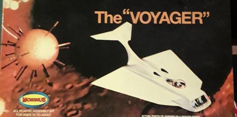 modelo nave The Voyager marca Moebius Models para armar