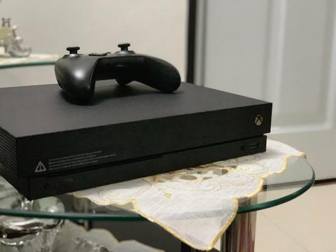 Xbox One X