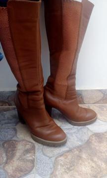 Botas marca Bosi