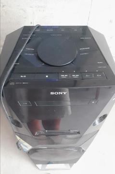 Equipo de Sonido Sony con Bluetooth