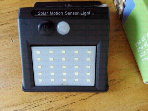 Solar Motion Sensor 25 Led Light Sensor Movimiento Bateria Recarga