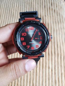 Reloj Deportivo Strike Perfecto Estado