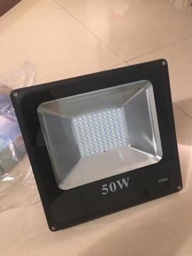 Reflector LED 50W NUEVO