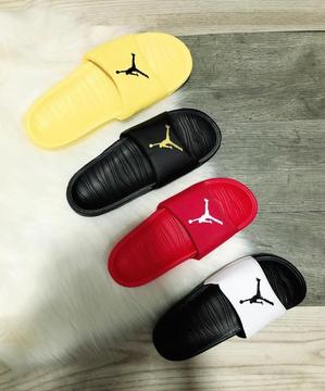 Chanclas Jordan, Nike Y Adidas