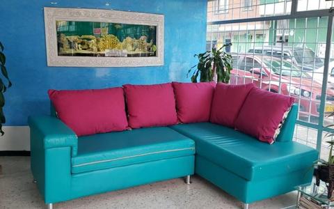 SOFA EN FORMA DE L