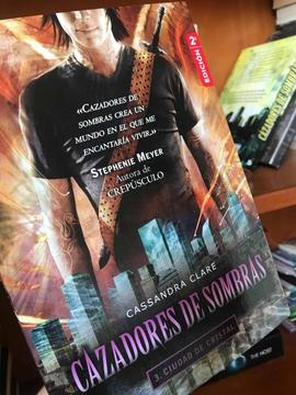 Cazadores de Sombras: 3. Ciudad de Cristal - Cassandra Clare