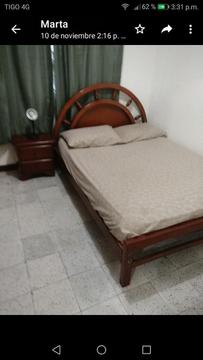 Vendo Cama Doble con Colchón Y Nochero